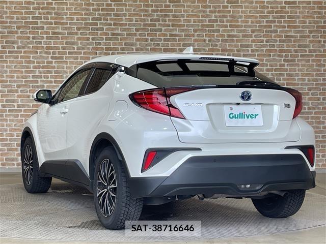 Toyota C-HR 2021 8724208-13