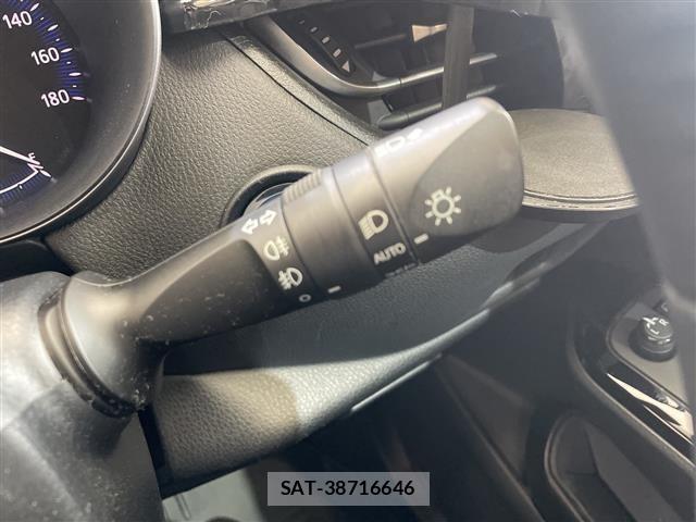 Toyota C-HR 2021 8724208-21