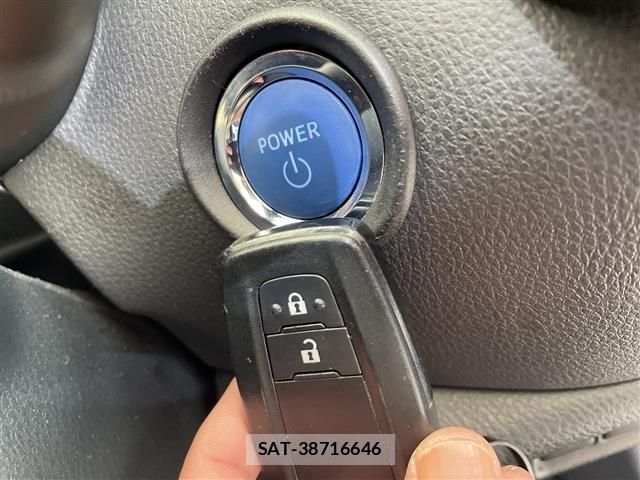 Toyota C-HR 2021 8724208-9