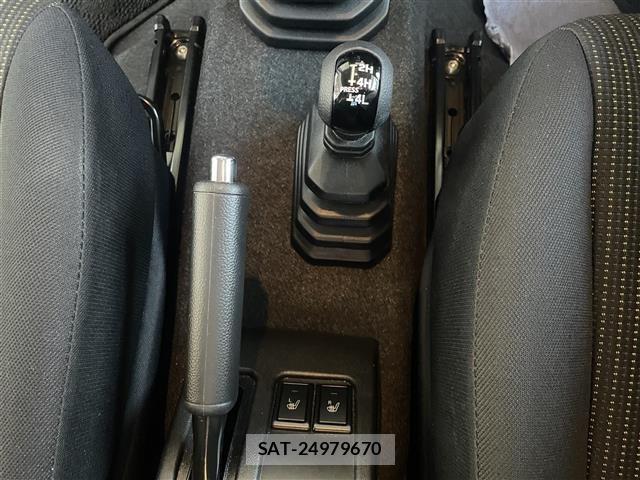 Suzuki JIMNY SIERRA 2025 8917578-6