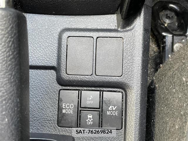 Toyota COROLLA FIELDER 2019 8893411-3
