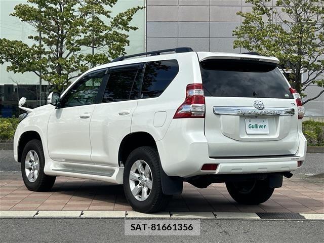 Toyota LAND CRUISER PRADO 2015 8692348-13