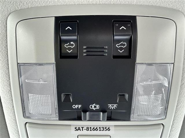 Toyota LAND CRUISER PRADO 2015 8692348-7