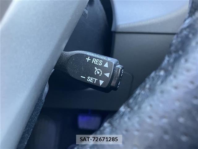 Toyota PRIUS 2011 8938674-6