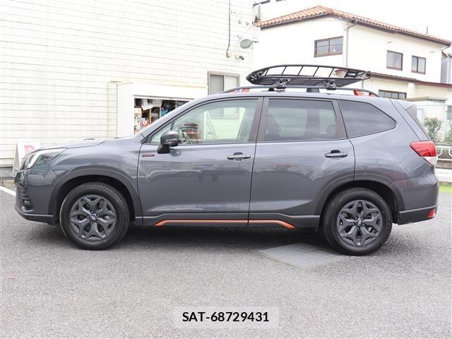 Subaru FORESTER 2023 8898439-1