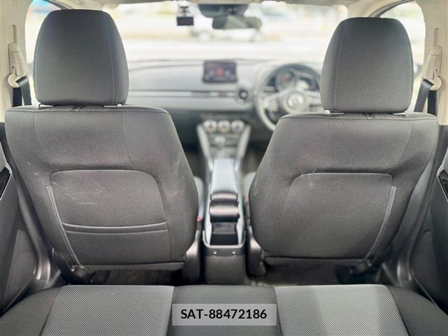 Mazda DEMIO 2017 8908164-22