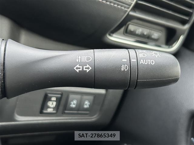 Nissan SERENA 2018 8928027-11
