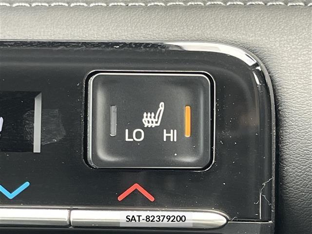 Toyota NOAH 2022 8706391-21