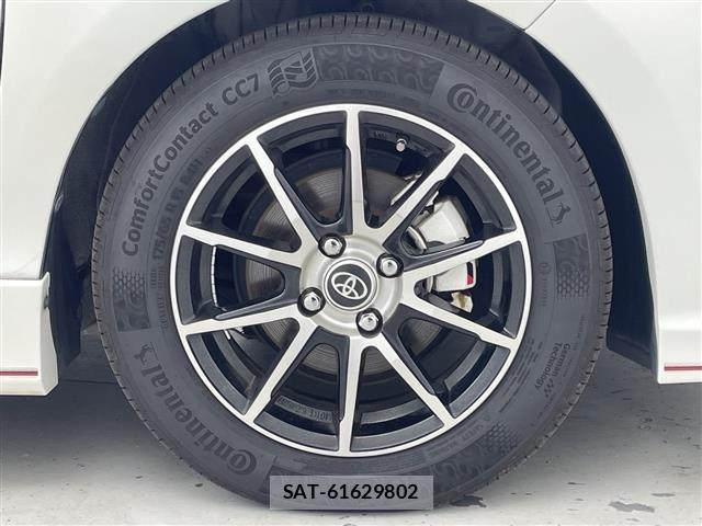Toyota AQUA 2018 8705832-6