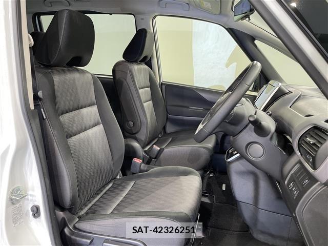 Nissan SERENA 2021 8672214-9