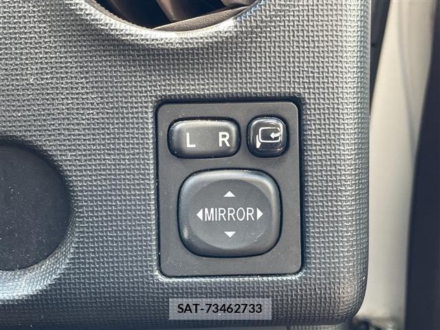 Toyota SPADE 2014 8917364-11