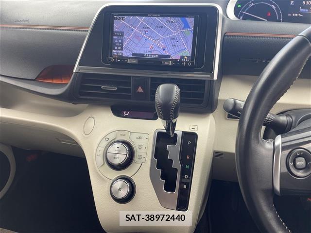 Toyota SIENTA 2015 8671842-12