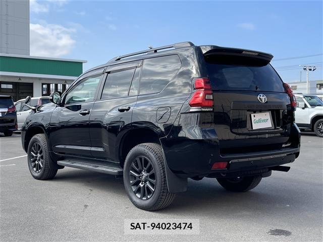 Toyota LAND CRUISER PRADO 2023 8907490-13