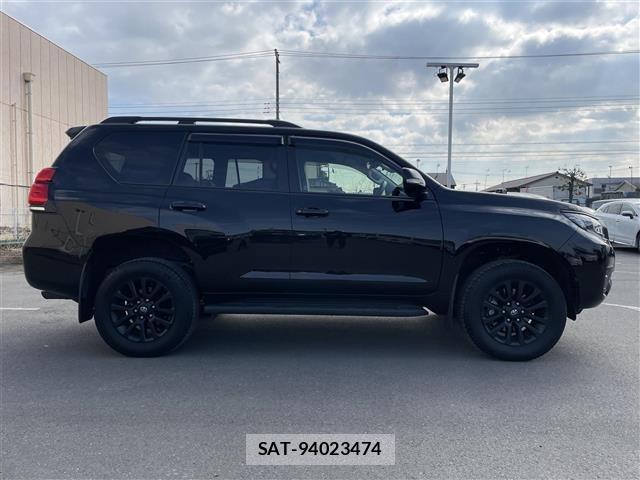 Toyota LAND CRUISER PRADO 2023 8907490-20