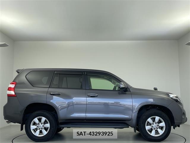 Toyota LAND CRUISER PRADO 2015 8692355-13