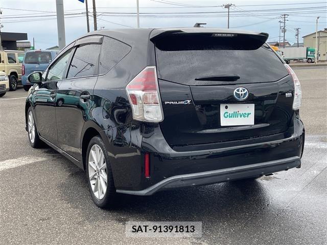 Toyota PRIUS 2016 8710296-13