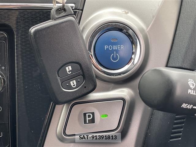 Toyota PRIUS 2016 8710296-5