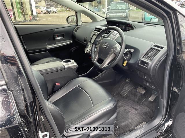 Toyota PRIUS 2016 8710296-7