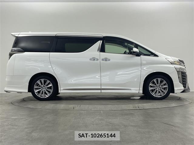Toyota VELLFIRE 2021 8674409-13
