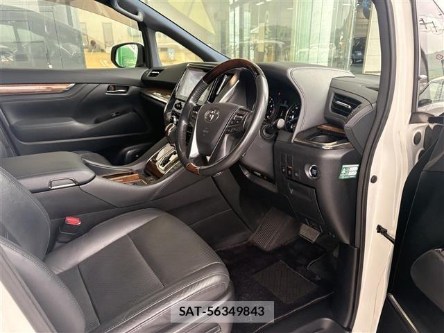 Toyota VELLFIRE 2015 8905400-2