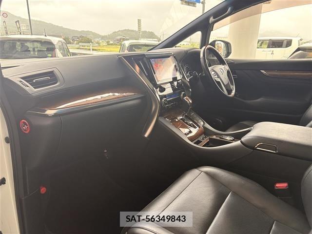 Toyota VELLFIRE 2015 8905400-4