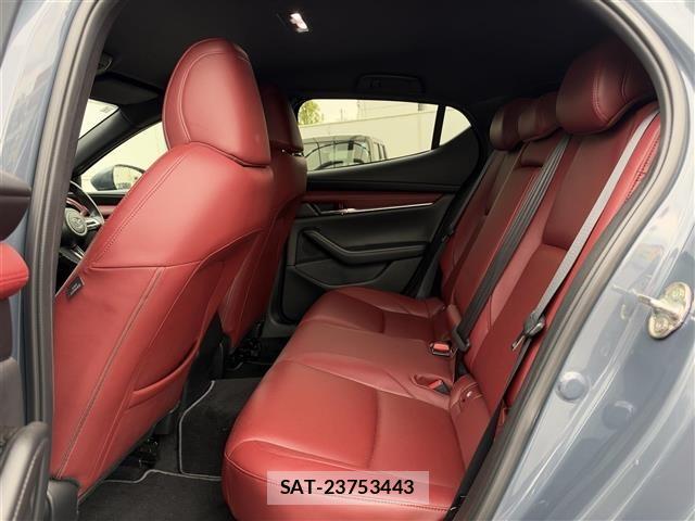 Mazda MAZDA3 2021 8909354-11