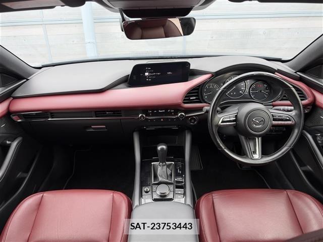 Mazda MAZDA3 2021 8909354-14