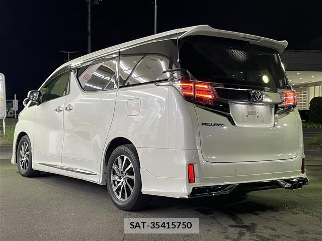 Toyota VELLFIRE 2017 8905401-13