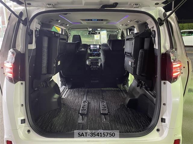 Toyota VELLFIRE 2017 8905401-4