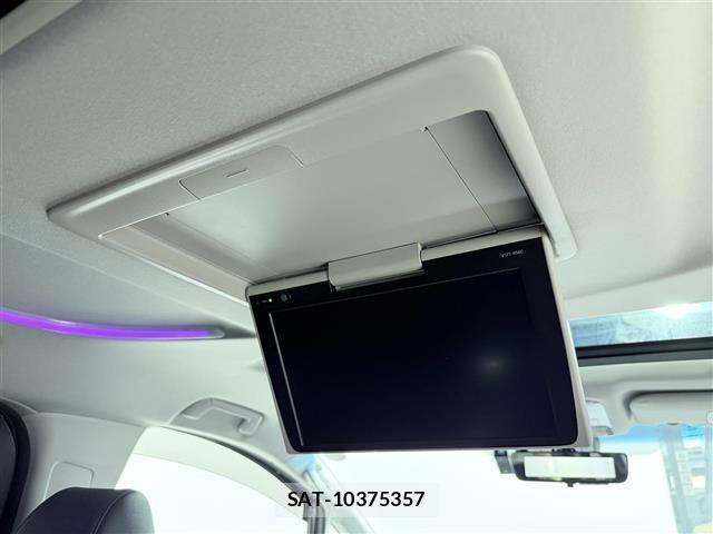 Toyota VELLFIRE 2018 8692815-3