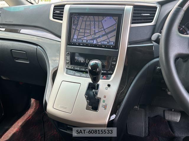 Toyota VELLFIRE 2013 8674410-17