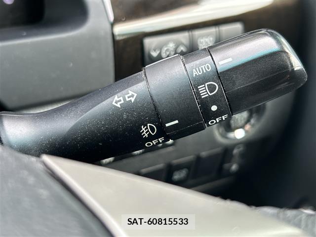Toyota VELLFIRE 2013 8674410-2