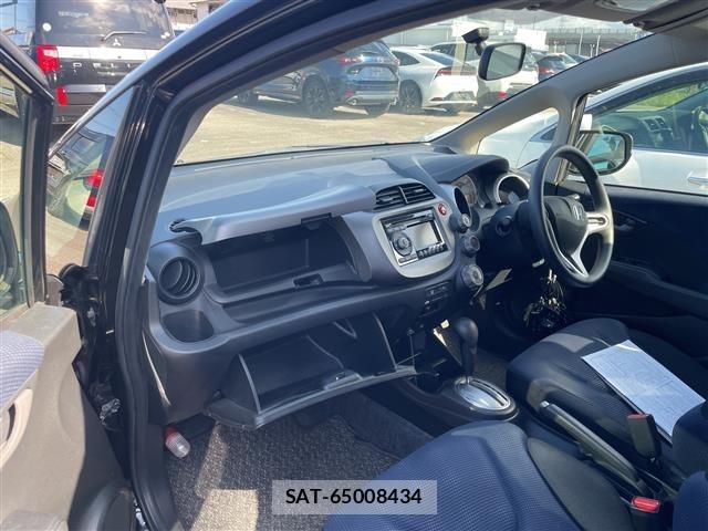 Honda FIT 2011 8922172-3