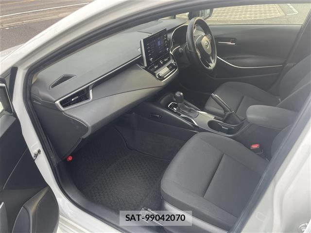 Toyota COROLLA TOURING 2021 8909815-4