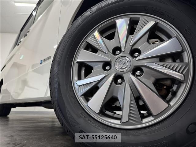 Nissan SERENA 2018 8672222-24
