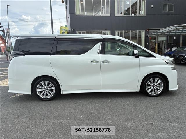 Toyota VELLFIRE 2015 8692816-17
