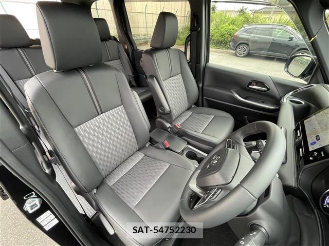 Toyota NOAH 2025 8706393-8