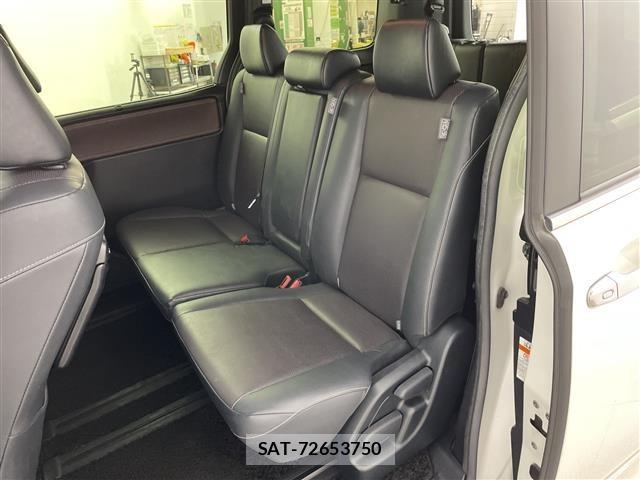 Toyota ESQUIRE 2019 8692654-7