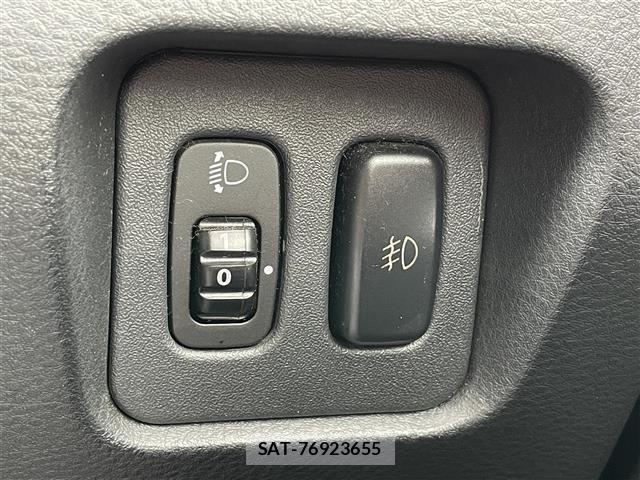 Mitsubishi LANCER 2005 8910475-10