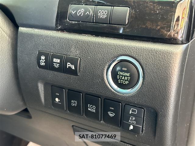 Toyota VELLFIRE 2012 8674411-12