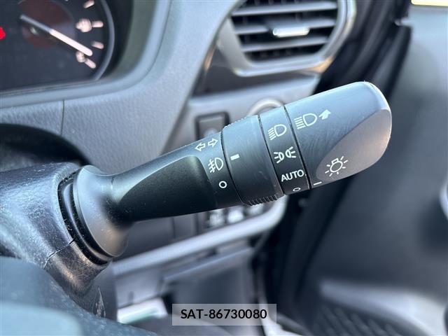 Toyota ESQUIRE 2019 8908877-17
