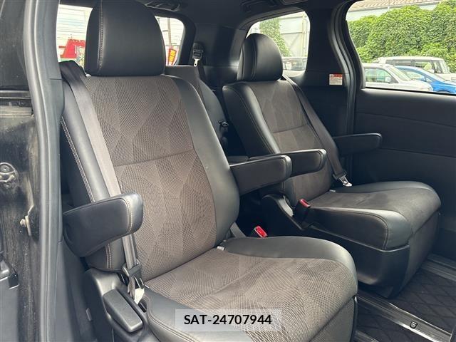 Toyota ESTIMA 2018 8909172-5