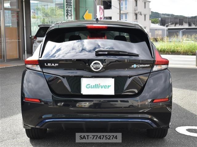 Nissan LEAF 2017 8929034-17
