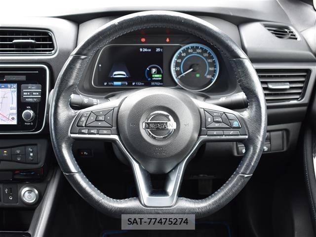 Nissan LEAF 2017 8929034-21