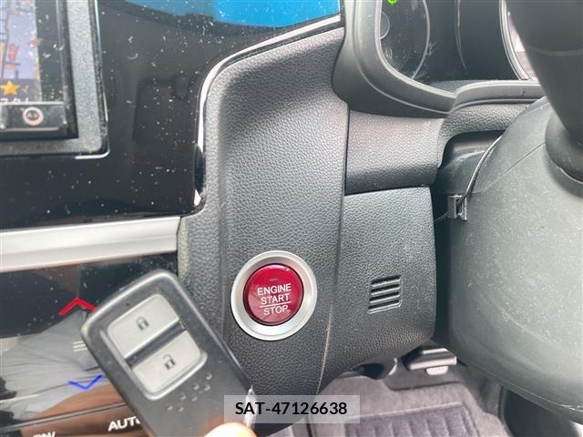 Honda FIT 2017 8922190-3