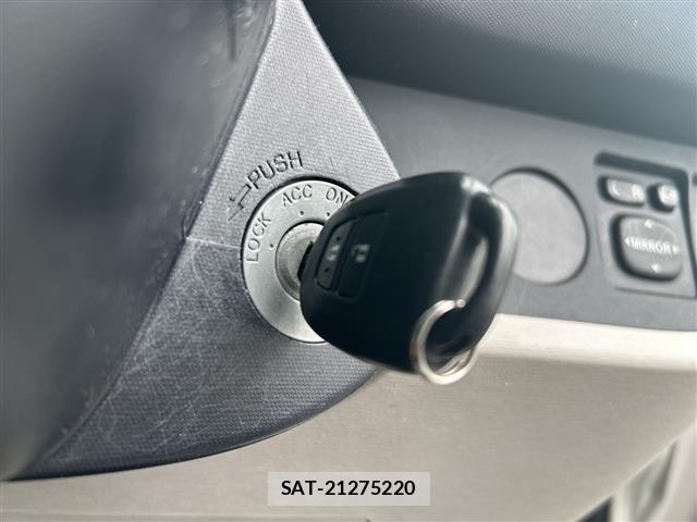 Toyota IQ 2013 8853137-10