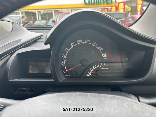 Toyota IQ 2013 8853137-18