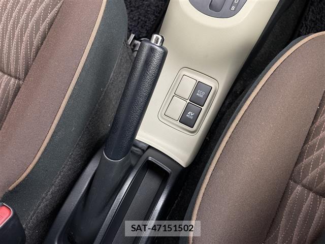 Toyota AQUA 2012 8705833-8