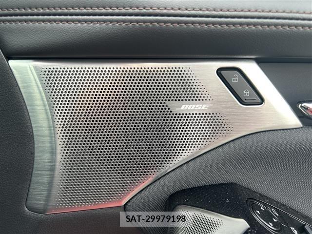 Mazda MAZDA3 2022 8909360-12