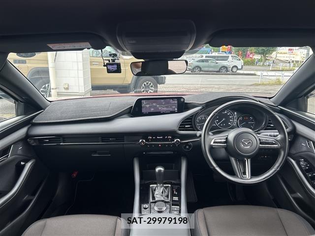 Mazda MAZDA3 2022 8909360-14